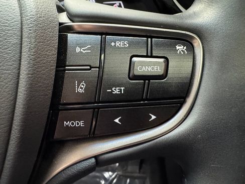 Used 2023 Lexus ES 350 w/ Premium Package FWD image 16