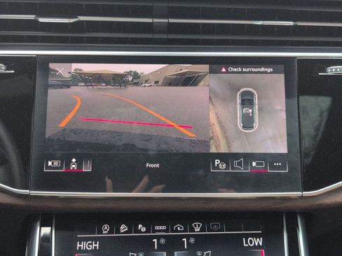 Used 2025 Audi Q7 3.0T Prestige image 12