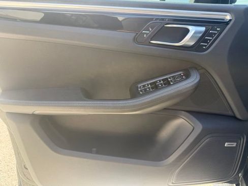 Used 2018 Porsche Macan S AWD/4WD image 15