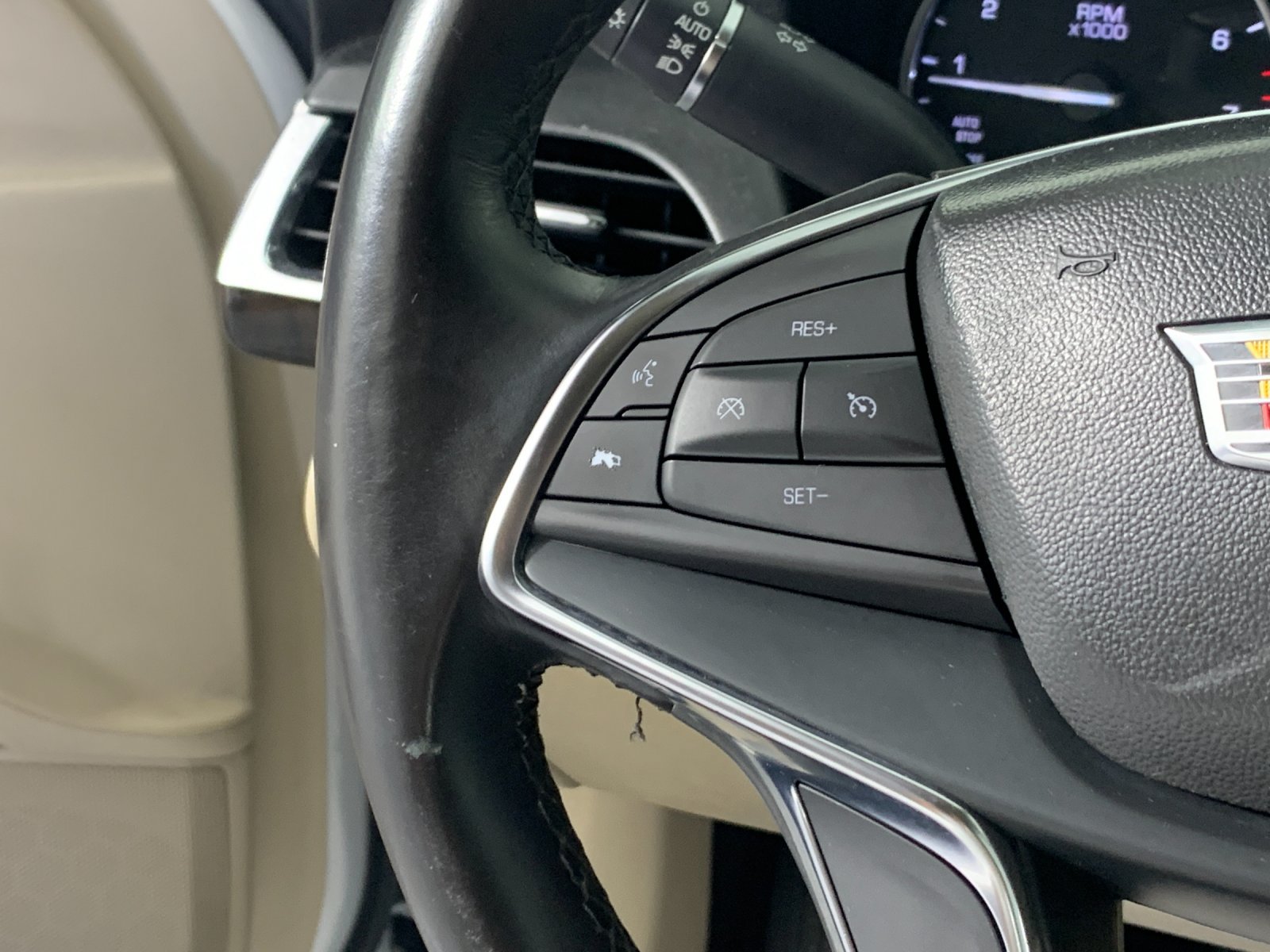 Used 2018 Cadillac CT6 2.0T RWD image 17