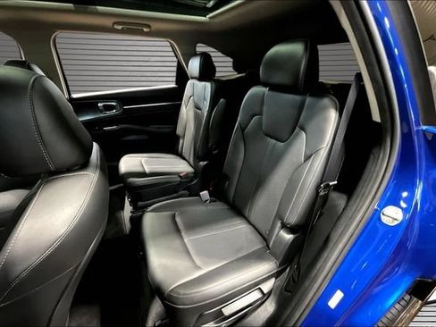 Used 2023 Kia Sorento SX FWD image 19