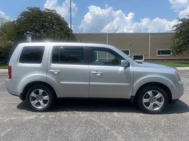 Used 2015 Honda Pilot EX image 2