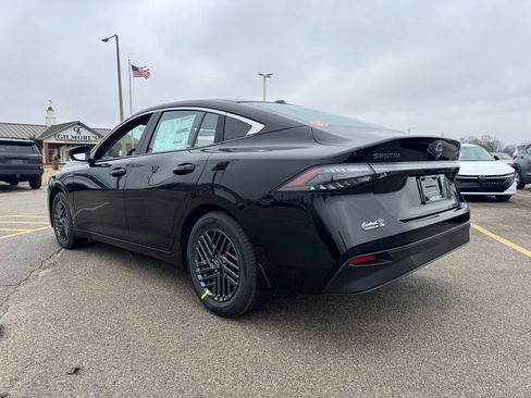 New 2026 Nissan Sentra SV w/ SV Convenience Package image 4