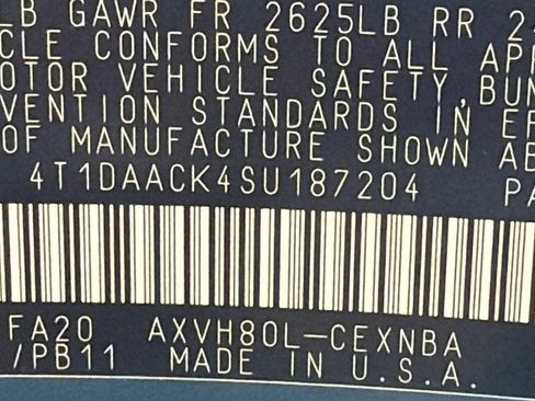 Used 2025 Toyota Camry LE FWD image 31