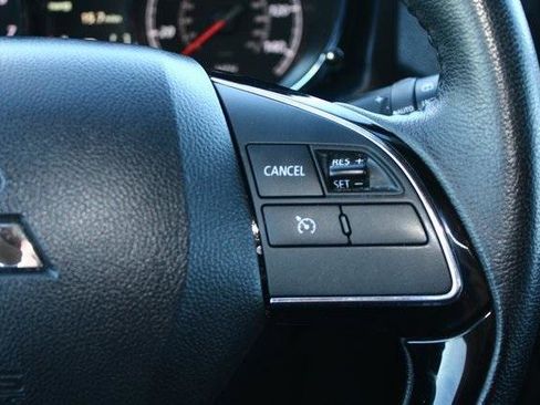 Used 2024 Mitsubishi Outlander Sport SE image 15