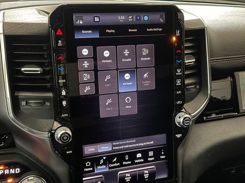 New 2026 RAM 1500 Laramie AWD/4WD image 37