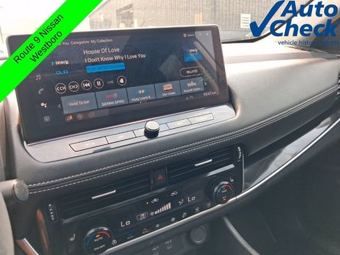 Used 2024 Nissan Rogue SL w/ SL Premium Package AWD/4WD image 22
