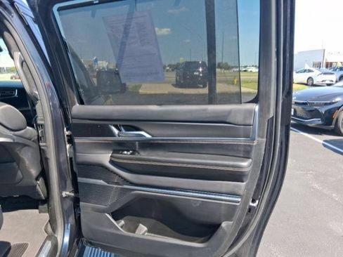Used 2024 Jeep Grand Wagoneer L Series II w/ Quick Order Packagew 28T AWD/4WD image 28