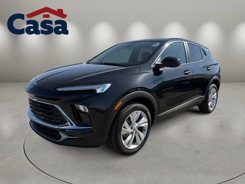 Used 2025 Buick Encore GX Preferred AWD/4WD image 1