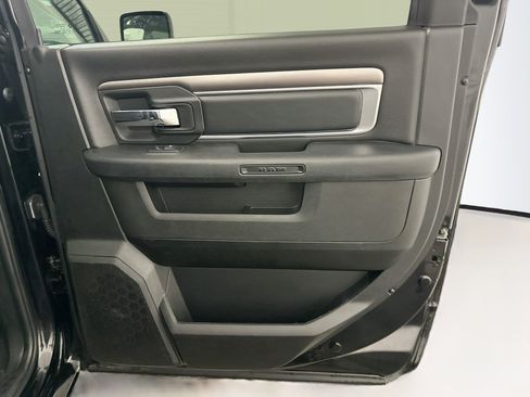 Used 2024 RAM 1500 Warlock AWD/4WD image 31
