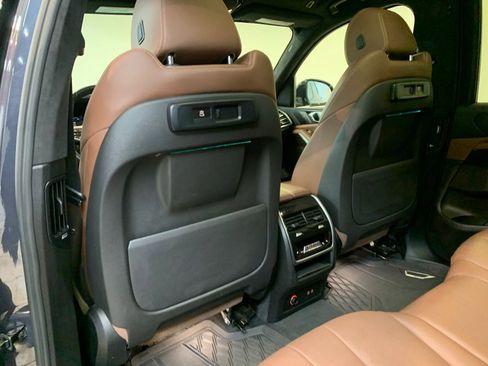 Used 2021 BMW X7 xDrive40i w/ M Sport Package image 54