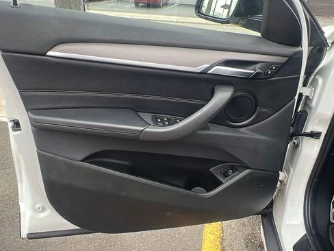 Used 2018 BMW X2 xDrive28i w/ M SportX Package image 22