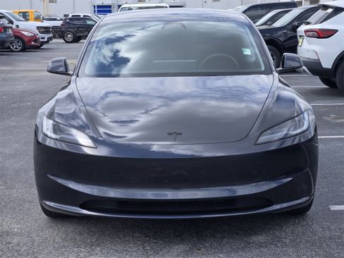 Used 2025 Tesla Model 3 Long Range image 2