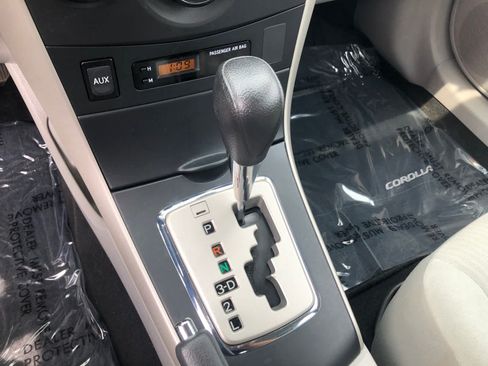 Used 2010 Toyota Corolla LE FWD image 10