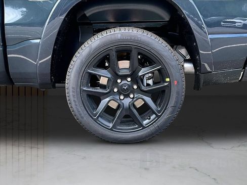 New 2026 RAM 1500 Laramie AWD/4WD image 33