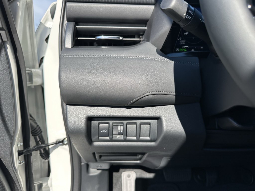 New 2026 Subaru Outback Touring XT AWD/4WD image 33
