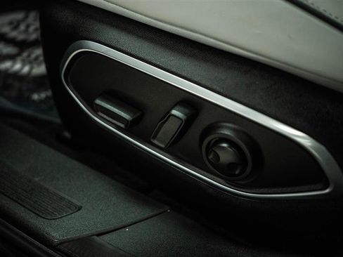 Used 2025 Jeep Wagoneer S Limited image 15