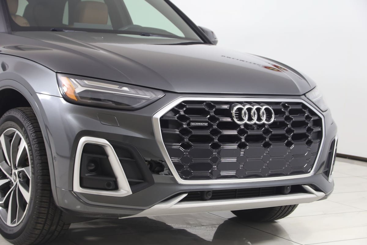 Used 2023 Audi Q5 2.0T Prestige w/ Prestige Package AWD/4WD image 34