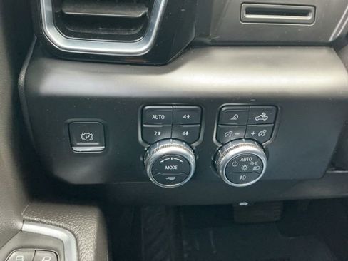 Used 2022 GMC Sierra 1500 Denali image 23