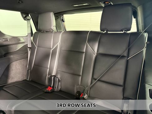 Used 2023 Cadillac Escalade Premium Luxury w/ LPO, Floor Liner Package AWD/4WD image 13