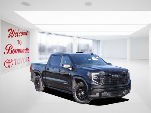 Used 2022 GMC Sierra 1500 Denali w/ Denali Reserve Package image 2