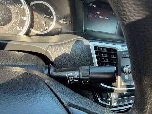 Used 2017 Honda Accord LX image 23