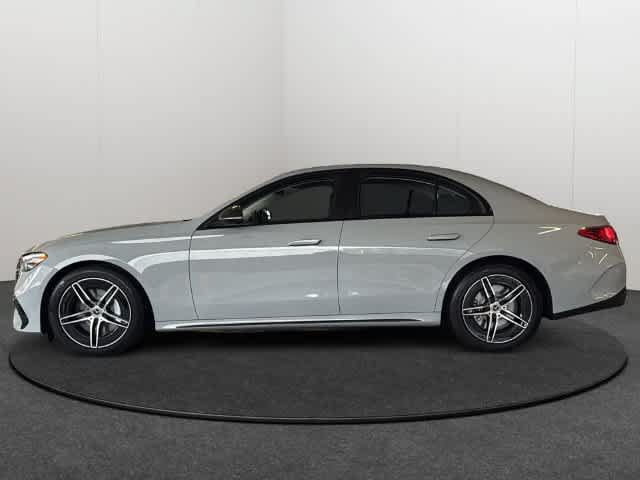 Used 2026 Mercedes-Benz E 450 4MATIC Sedan image 3