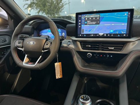 New 2026 Ford Explorer ST image 42