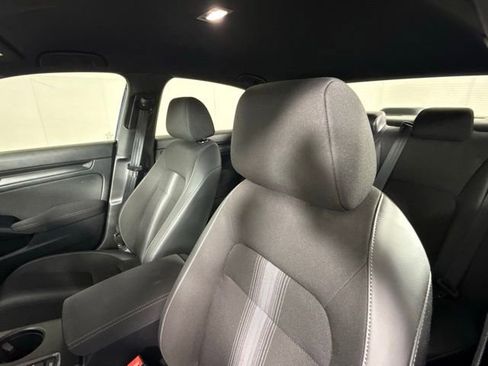 Used 2023 Honda Civic Sport image 15