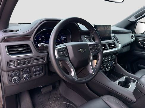 Used 2024 Chevrolet Tahoe Z71 w/ Z71 Off-Road Package image 31