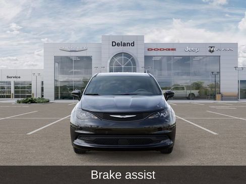 New 2026 Chrysler Voyager LX FWD image 7