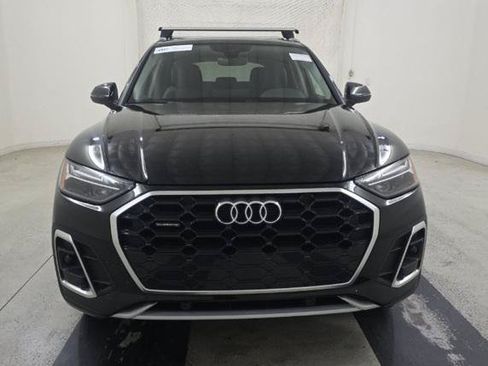 Used 2023 Audi Q5 2.0T Premium w/ Convenience Package AWD/4WD image 2
