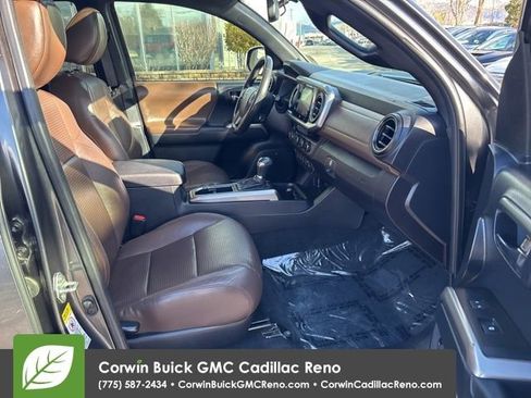 Used 2017 Toyota Tacoma Limited w/ Tow Package image 37