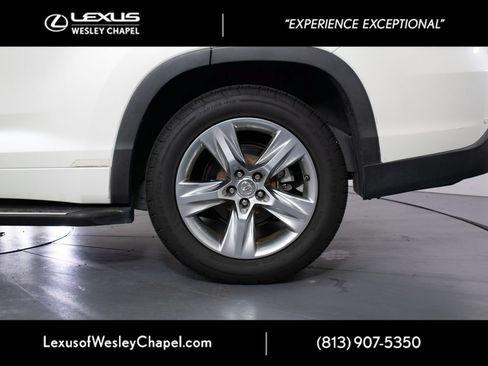 Used 2015 Toyota Highlander Limited FWD image 11