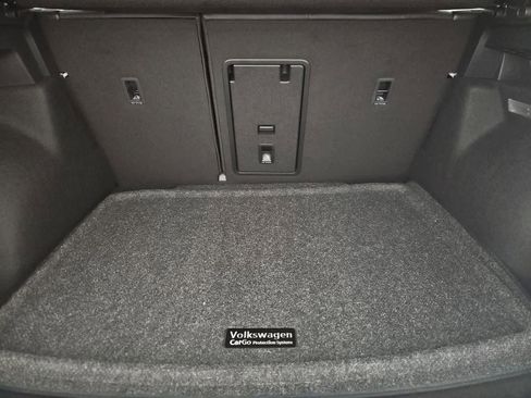 New 2026 Volkswagen Taos SE AWD/4WD image 34