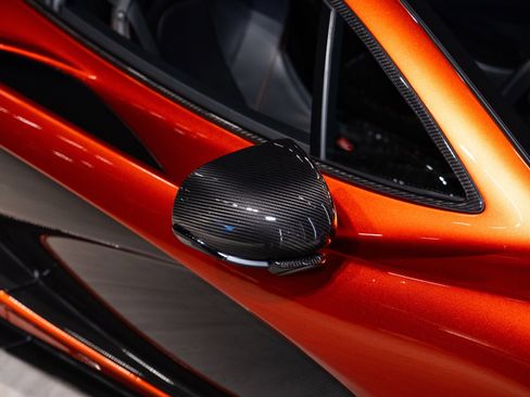 Used 2014 McLaren P1 image 39
