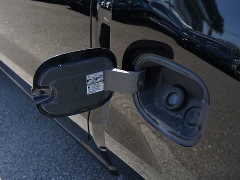 Used 2020 Chevrolet Silverado 1500 LT Trail Boss w/ Midnight Edition image 13