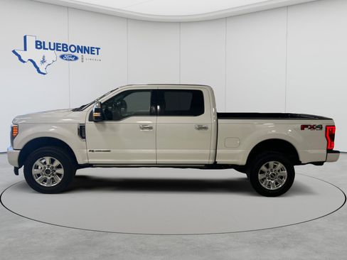 Used 2018 Ford F250 Platinum w/ Platinum Ultimate Package AWD/4WD image 8