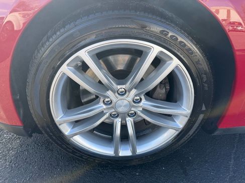 Used 2013 Tesla Model S Long Range image 9