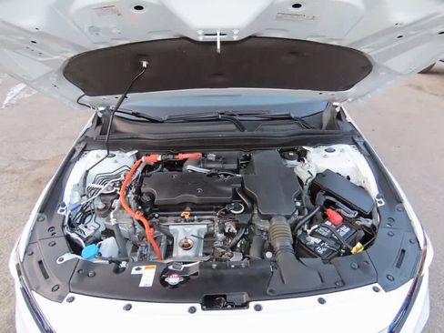 Certified 2022 Honda Accord Sport image 9