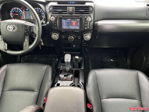 Certified 2019 Toyota 4Runner TRD Off-Road Premium AWD/4WD image 18