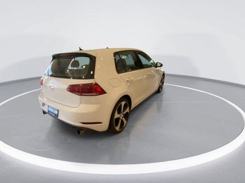 Used 2018 Volkswagen GTI S FWD image 8