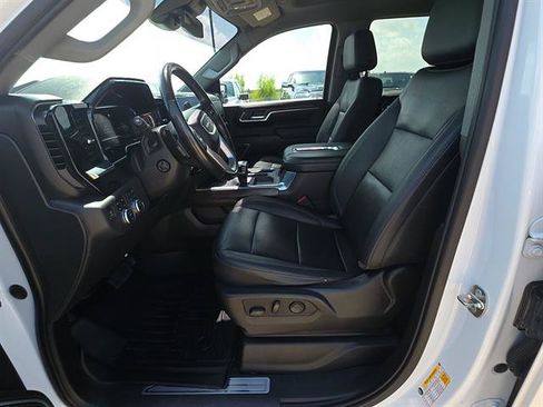 Used 2022 GMC Sierra 1500 SLT AWD/4WD image 11