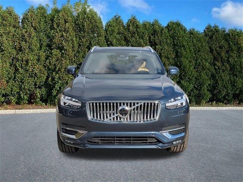 Used 2024 Volvo XC90 B6 Ultimate w/ Protection Package Premier image 2