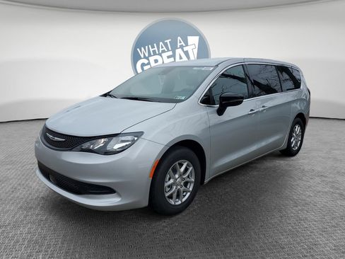 New 2026 Chrysler Voyager LX FWD image 8