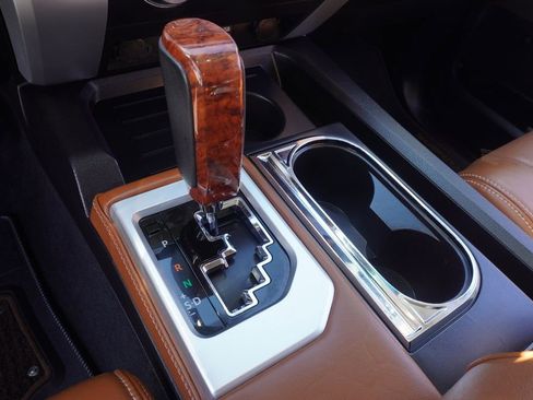 Used 2015 Toyota Tundra 1794 Edition image 21