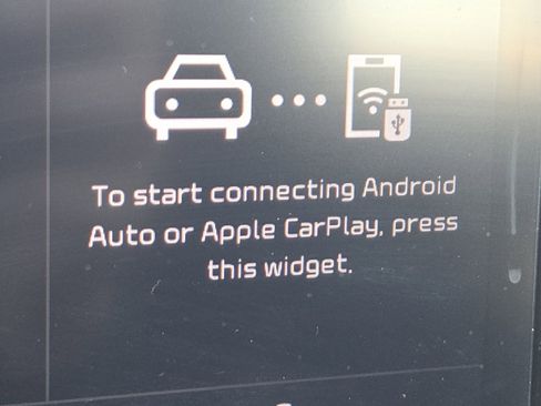 Used 2022 Kia Forte LXS image 3