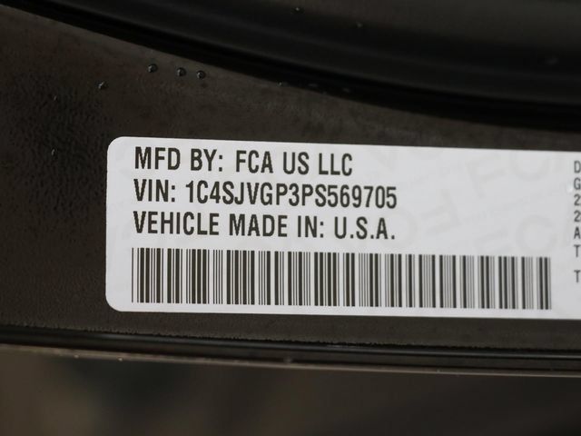 Used 2023 Jeep Grand Wagoneer Series III w/ Rear Seat Video Group 1 AWD/4WD image 32
