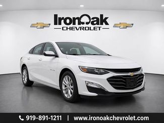 Used 2020 Chevrolet Malibu LT FWD video 1