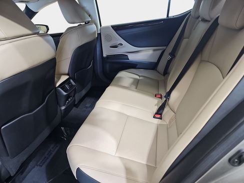 Used 2021 Lexus ES 300h w/ Premium Package FWD image 16